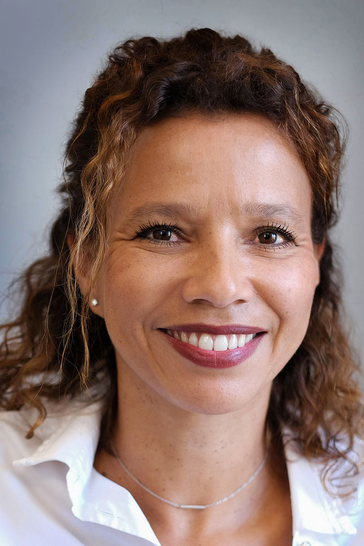 nelly-daroueche nelly-daroueche